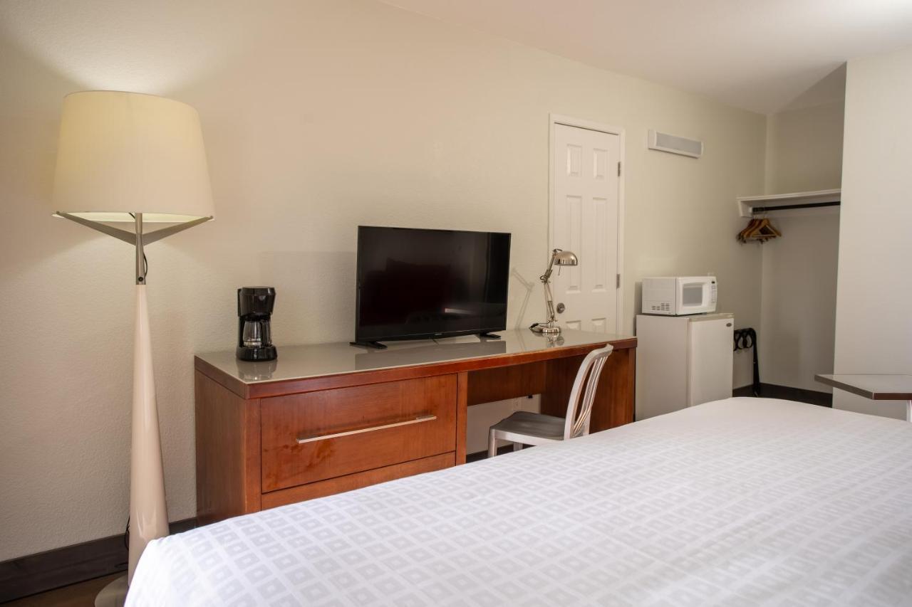 Riverfront Inn Roseburg Zewnętrze zdjęcie