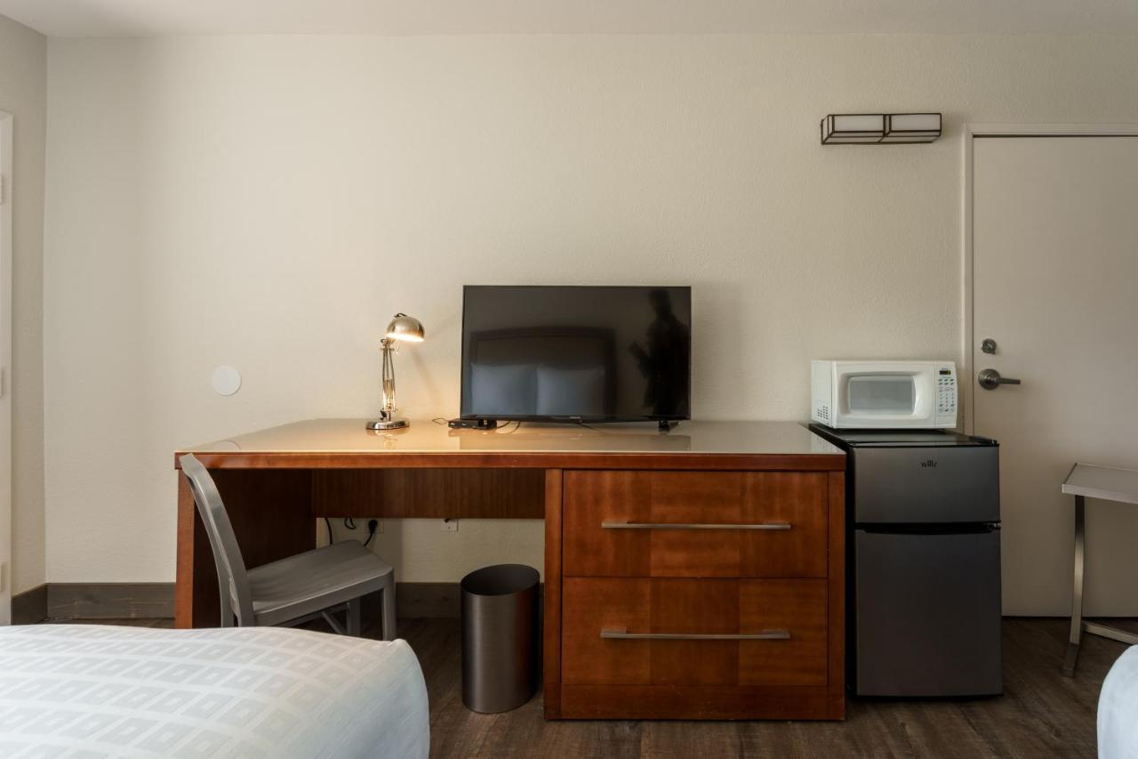 Riverfront Inn Roseburg Zewnętrze zdjęcie