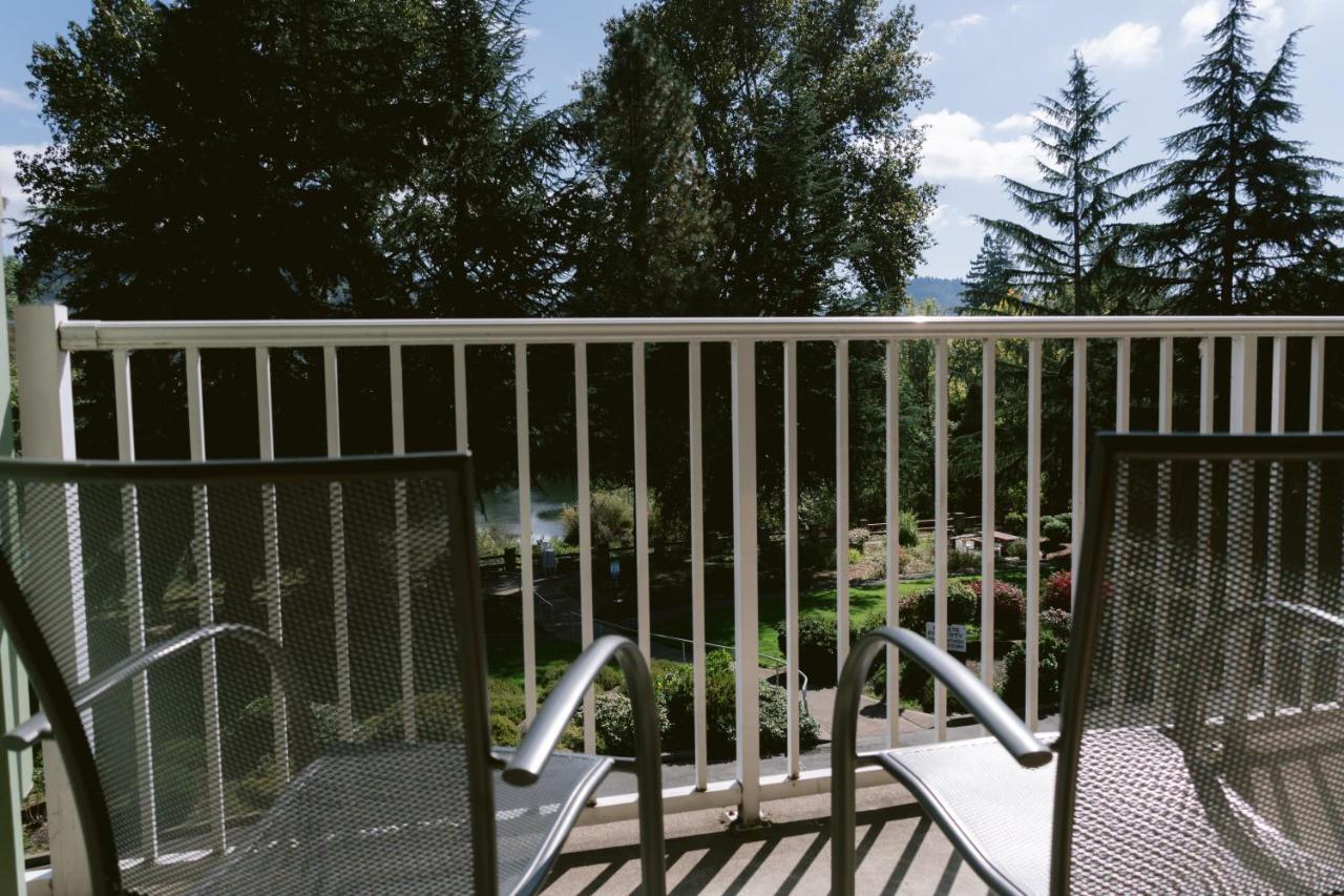 Riverfront Inn Roseburg Zewnętrze zdjęcie